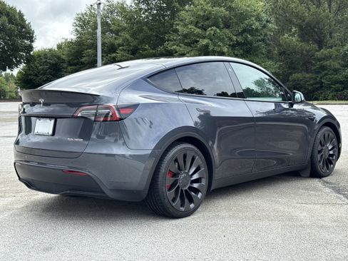 Used 2022 Tesla Model Y Performance AWD/4WD image 30