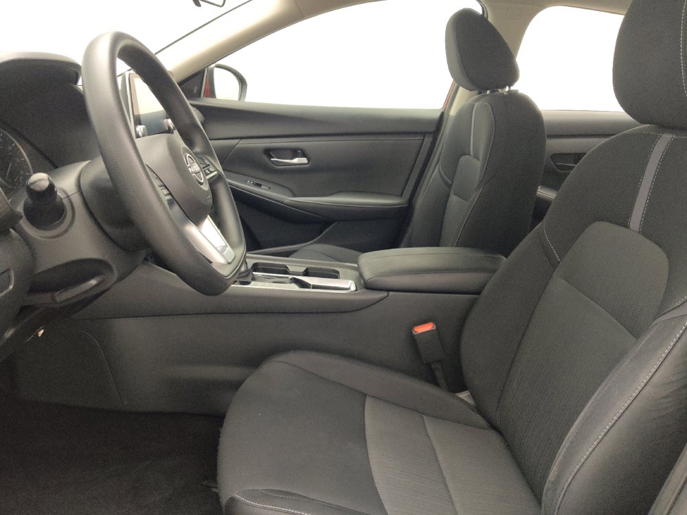 Used 2024 Nissan Sentra SV FWD image 17