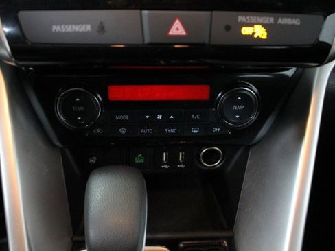 Used 2023 Mitsubishi Eclipse Cross SEL image 19