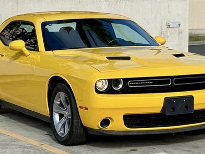 Used 2017 Dodge Challenger SXT
