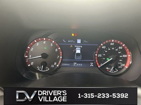 Used 2023 Nissan Frontier PRO-4X w/ Pro Convenience Package AWD/4WD image 13