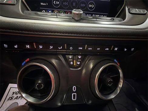 Used 2020 Chevrolet Blazer Premier w/ Driver Confidence II Package image 19