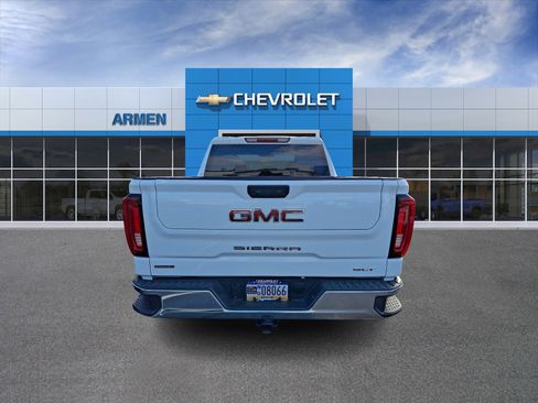 Certified 2025 GMC Sierra 1500 SLT image 6