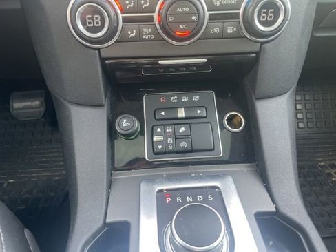 Used 2016 Land Rover LR4 HSE AWD/4WD image 13