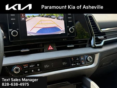 Certified 2025 Kia Sportage LX FWD image 10