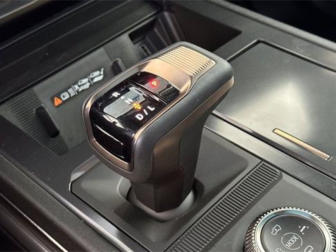 Used 2024 GMC Hummer EV 2X w/ Extreme Off-Road Package image 21