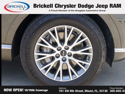 Used 2025 Genesis GV80 2.5T Standard AWD/4WD image 40