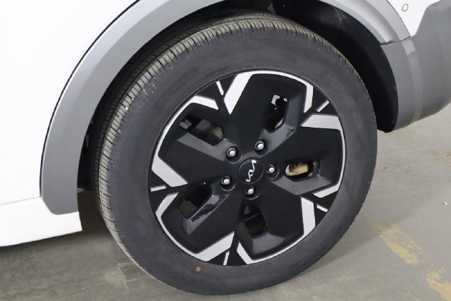 Used 2023 Kia Niro Wave w/ Wave Preserve Package FWD image 44