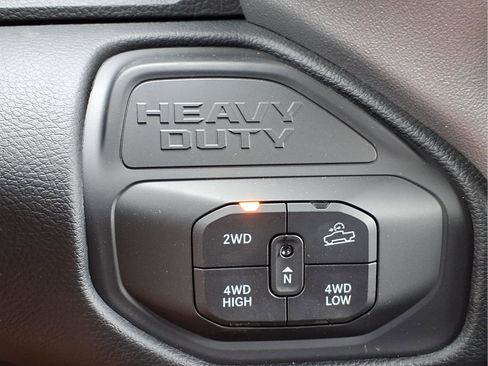 New 2026 RAM 2500 Lone Star AWD/4WD image 13