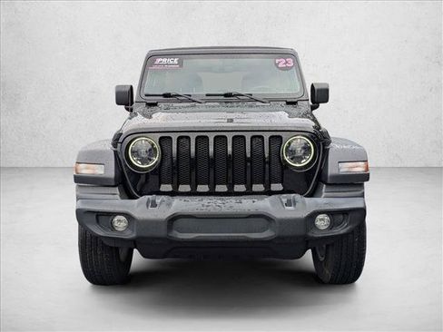 Used 2023 Jeep Wrangler Unlimited Sport AWD/4WD image 2