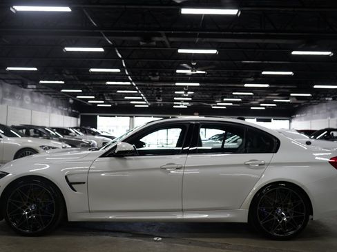 Used 2018 BMW M3 RWD image 2