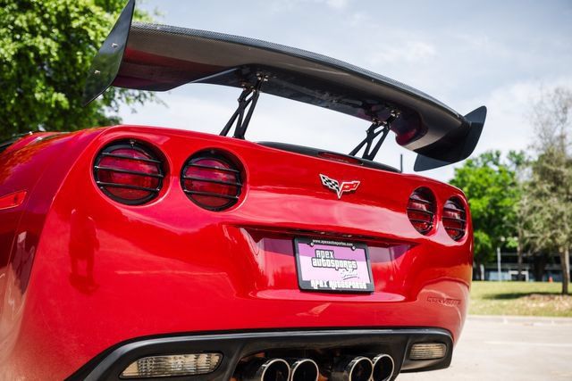 Used 2008 Chevrolet Corvette Coupe w/ Preferred Equipment Group RWD image 32