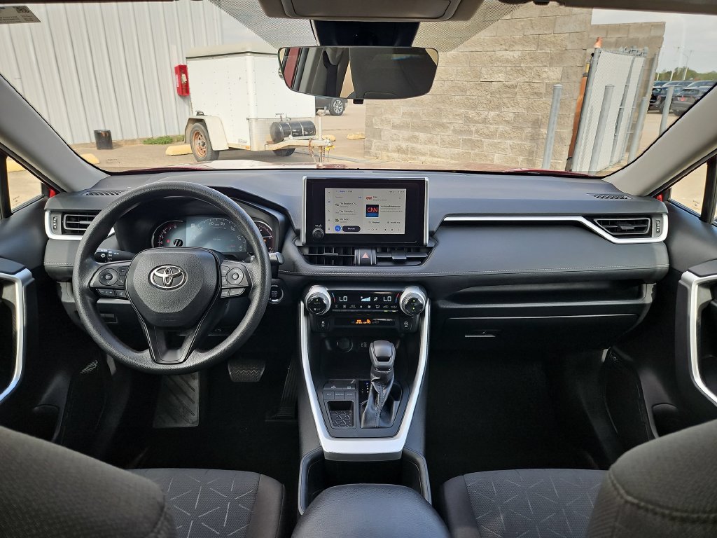Used 2023 Toyota RAV4 XLE FWD image 19