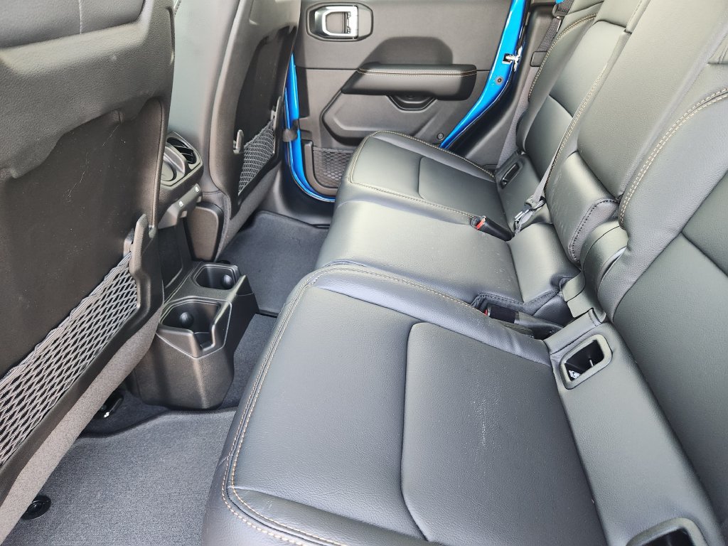 New 2026 Jeep Gladiator Sport AWD/4WD image 19