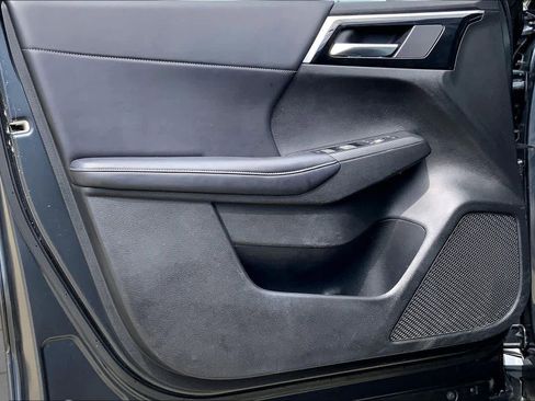Used 2024 Mitsubishi Outlander SE AWD/4WD image 21