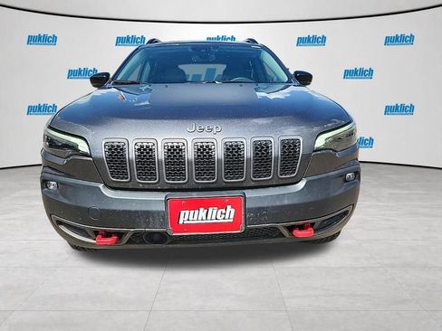 Used 2022 Jeep Cherokee Trailhawk w/ Comfort/Convenience Group AWD/4WD image 2