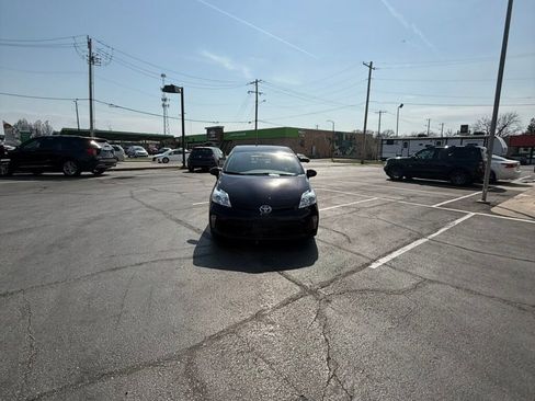 Used 2014 Toyota Prius Three w/ Solar Roof Package image 4