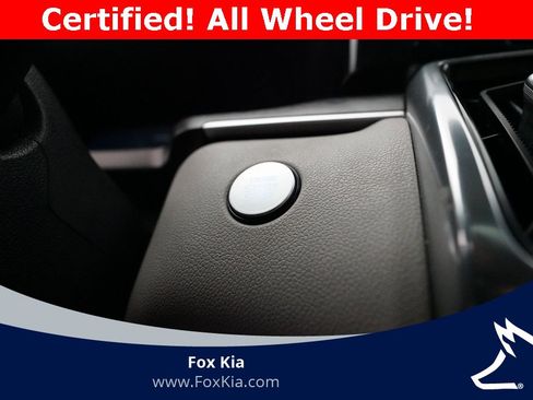Certified 2023 Kia Sorento SX image 31