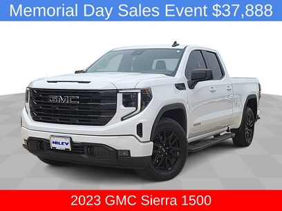 Used 2023 GMC Sierra 1500 Elevation w/ LPO, Elevation Black Package