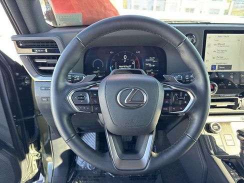 Certified 2025 Lexus GX 550 w/ Cold Area Package AWD/4WD image 14