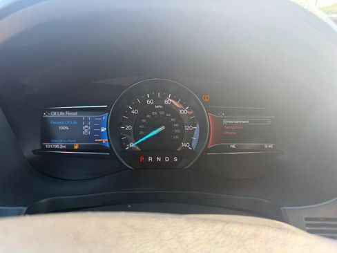 Used 2016 Ford Explorer Limited w/ Equipment Group 301A AWD/4WD image 19
