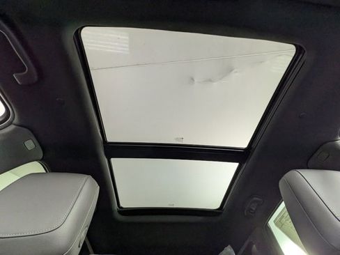 New 2025 Cadillac XT5 Premium Luxury w/ LPO, Floor Liner Package image 7