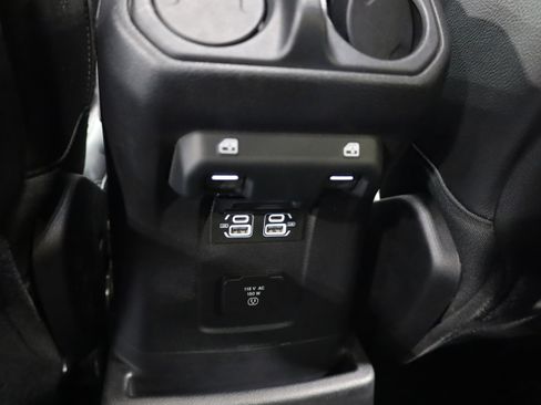 Used 2021 Jeep Wrangler Unlimited Rubicon w/ Trailer Tow Package image 39