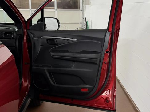 Used 2023 Honda Passport EX-L image 39