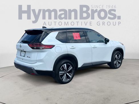 Certified 2024 Nissan Rogue SL AWD/4WD image 3