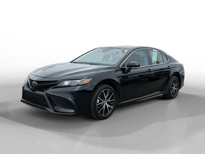 Used 2023 Toyota Camry SE