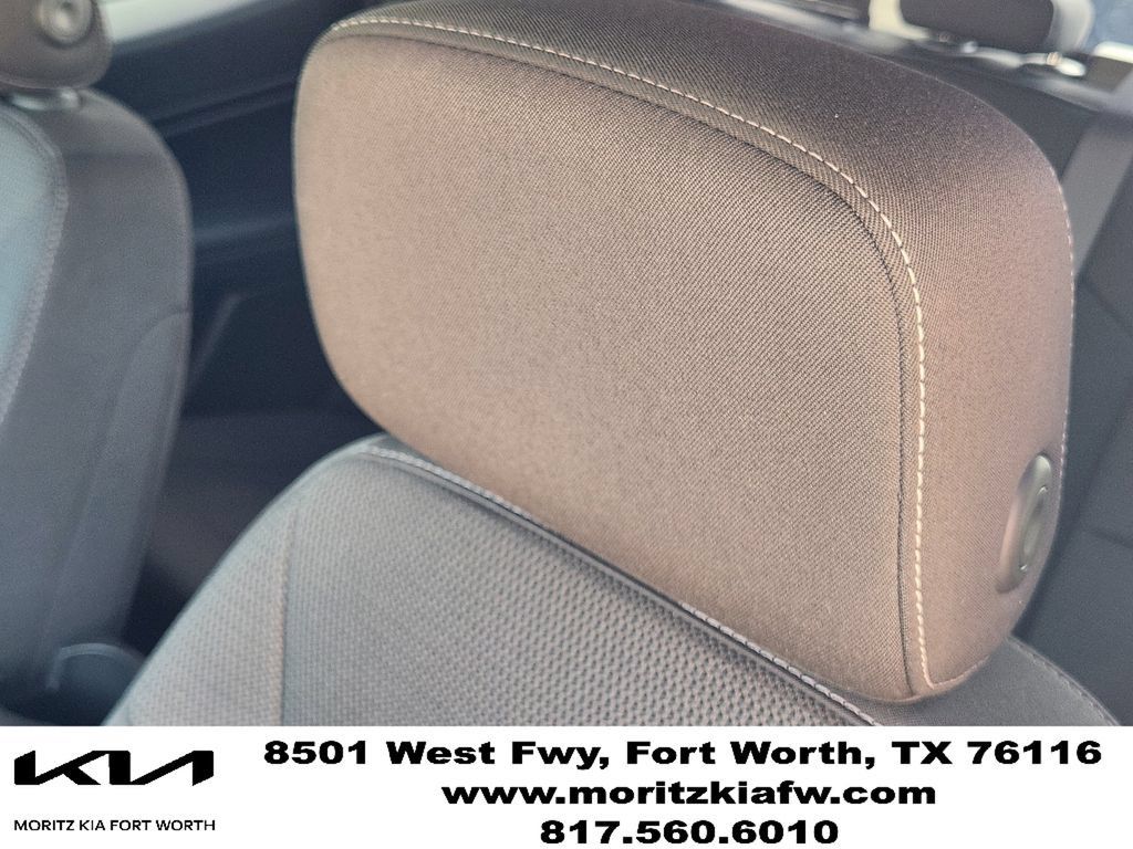 Used 2025 Chevrolet Colorado W/T w/ WT Convenience Package II RWD image 14