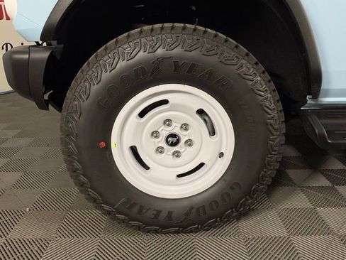 New 2025 Ford Bronco Heritage Edition image 10