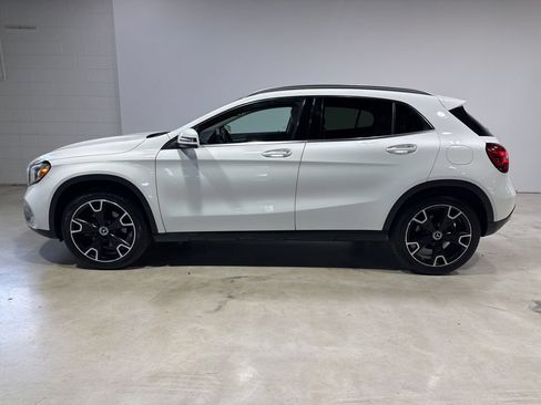 Used 2020 Mercedes-Benz GLA 250 4MATIC image 4
