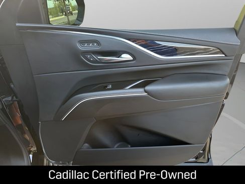 Certified 2023 Cadillac Escalade ESV V w/ LPO, ONYX Package AWD/4WD image 14