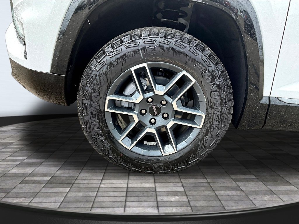 New 2027 GMC Terrain AT4 w/ Convenience Package III AWD/4WD image 13