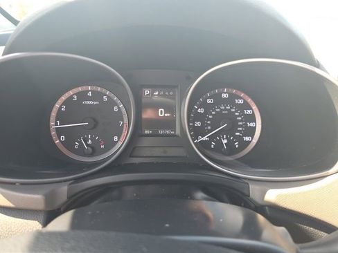 Used 2017 Hyundai Santa Fe Sport image 17