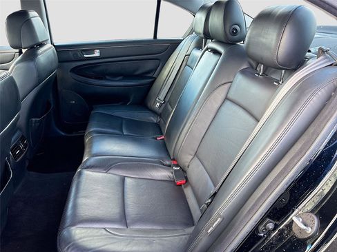 Used 2012 Hyundai Genesis 5.0 image 28