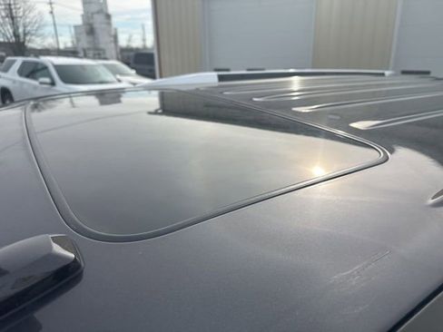 Used 2016 Cadillac Escalade Platinum image 10