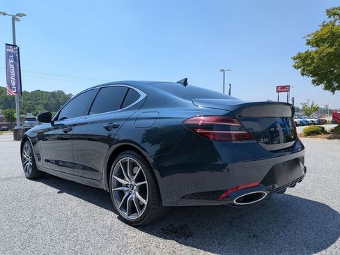 Used 2025 Genesis G70 2.5T RWD image 5