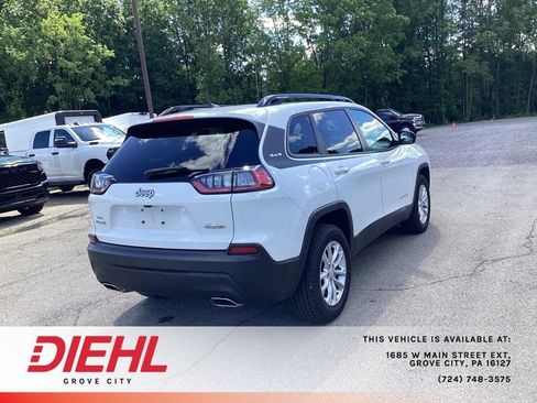 Used 2022 Jeep Cherokee Latitude Lux w/ Sun & Sound Group AWD/4WD image 7