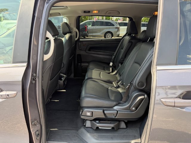 Used 2025 Honda Odyssey EX-L image 13