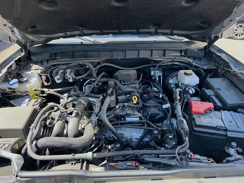 Used 2024 Ford Bronco Outer Banks image 30