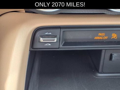 Used 2025 MAZDA MX-5 Miata RF Grand Touring RWD image 15
