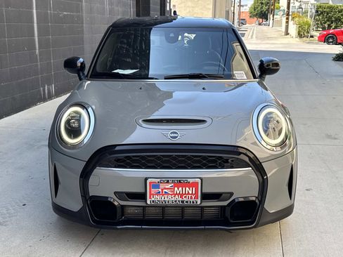 Used 2017 MINI Cooper 2-Door Hardtop FWD image 2