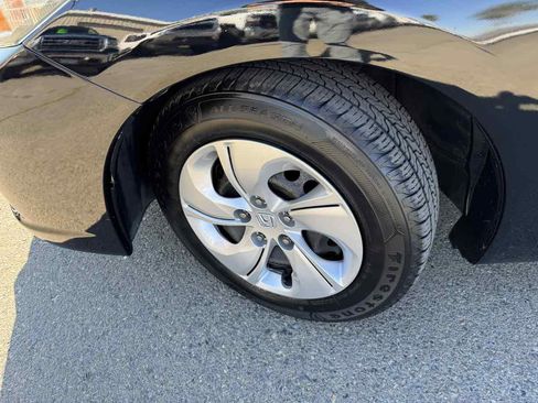 Used 2015 Honda Civic LX image 32