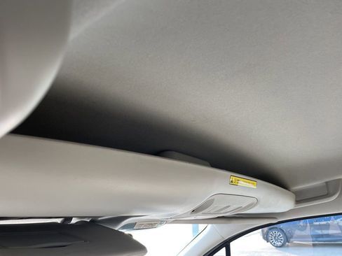 Used 2019 Ford Transit Connect XLT w/ XLT Premium Package image 10