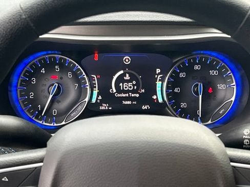 Used 2021 Chrysler Pacifica Touring FWD image 48