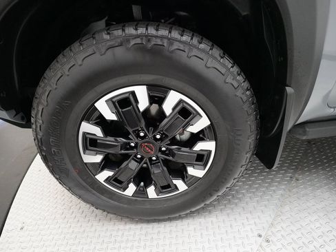 Used 2024 Nissan Frontier PRO-4X w/ Pro Convenience Package image 25