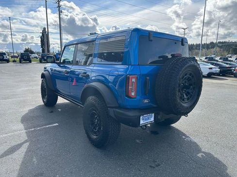 New 2026 Ford Bronco Badlands image 4