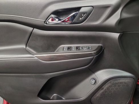 Used 2020 GMC Acadia SLT image 22